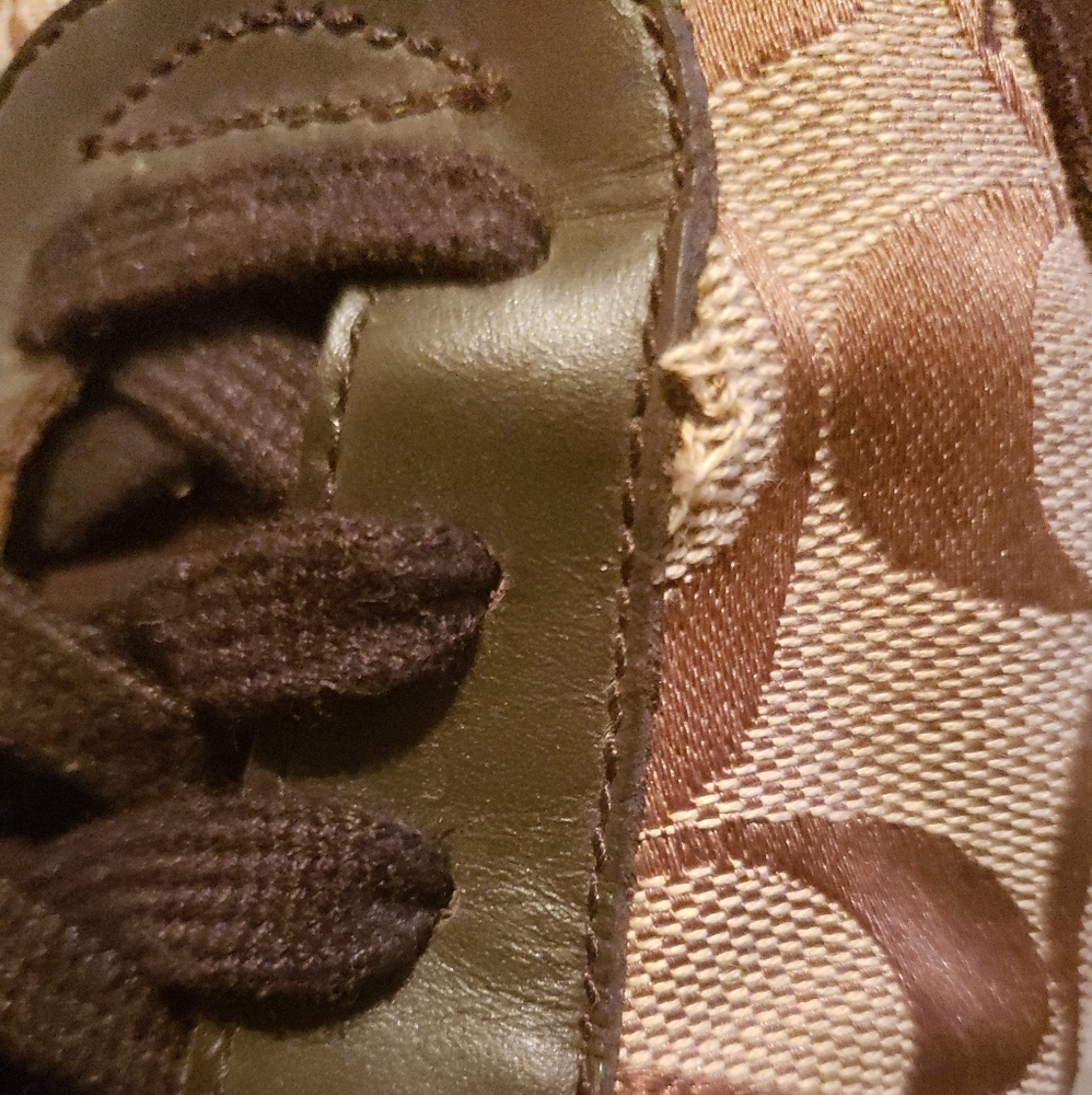 Coach Shoes - Picture 5 of 5